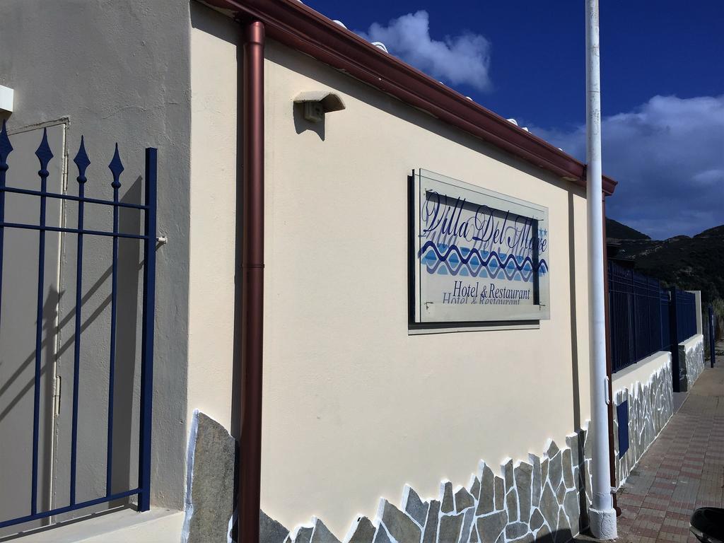 Hotel Villa Del Mare Sìnnai Kültér fotó