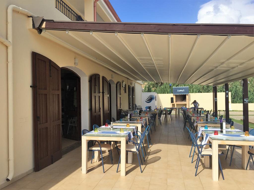 Hotel Villa Del Mare Sìnnai Kültér fotó