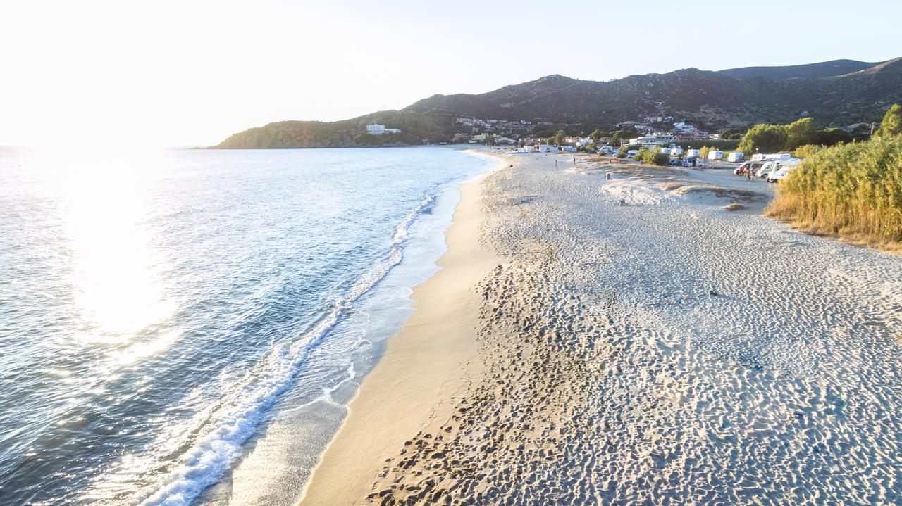 Hotel Villa Del Mare Sìnnai Kültér fotó
