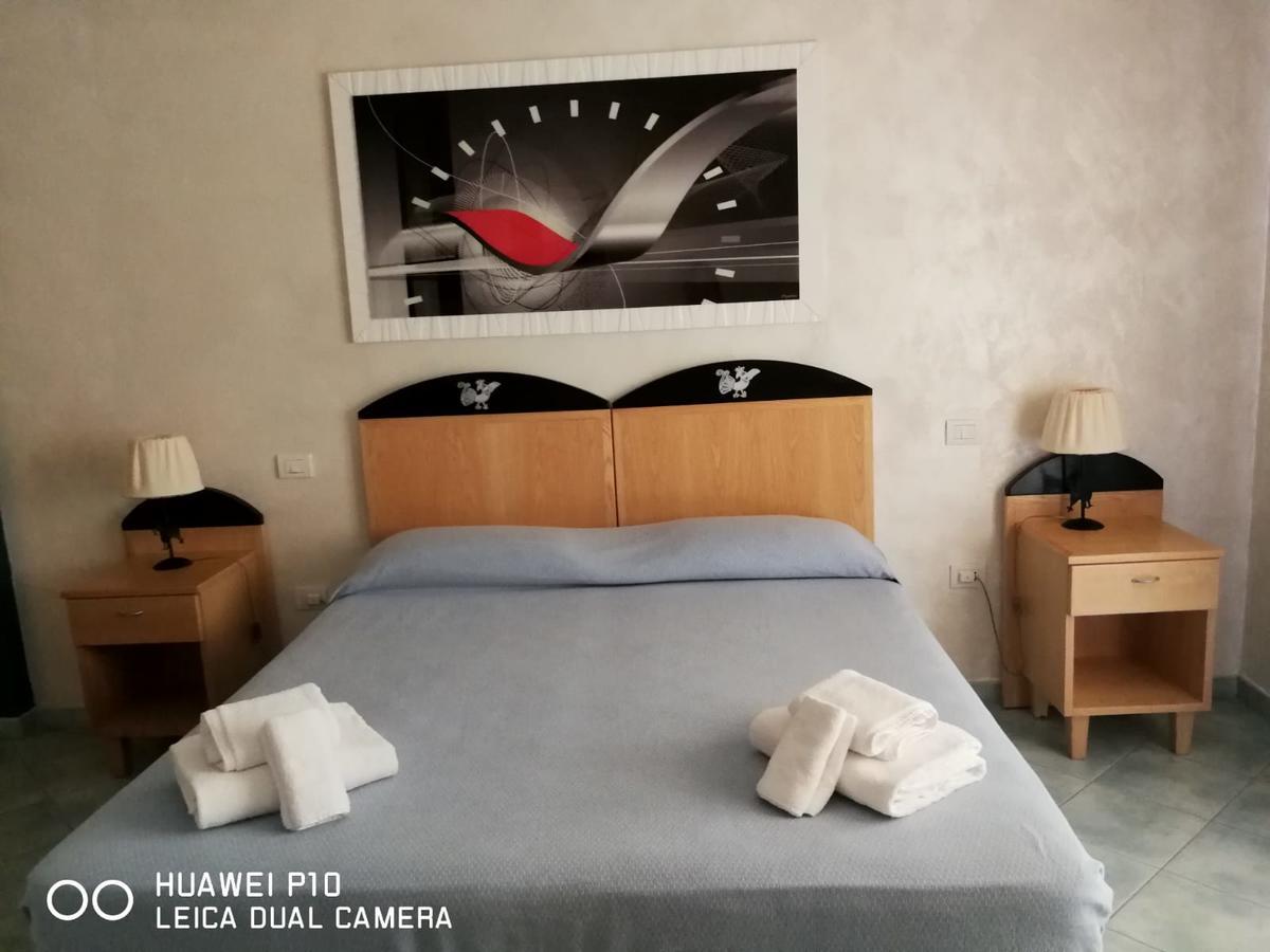 Hotel Villa Del Mare Sìnnai Szoba fotó